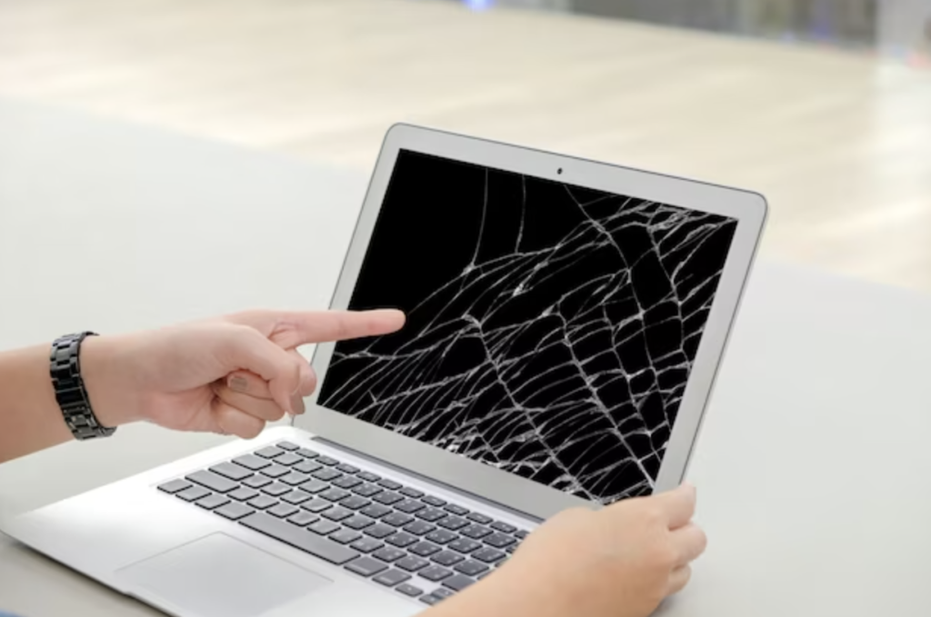 Find prisen på MacBook Air og Macbook pro skærmskift